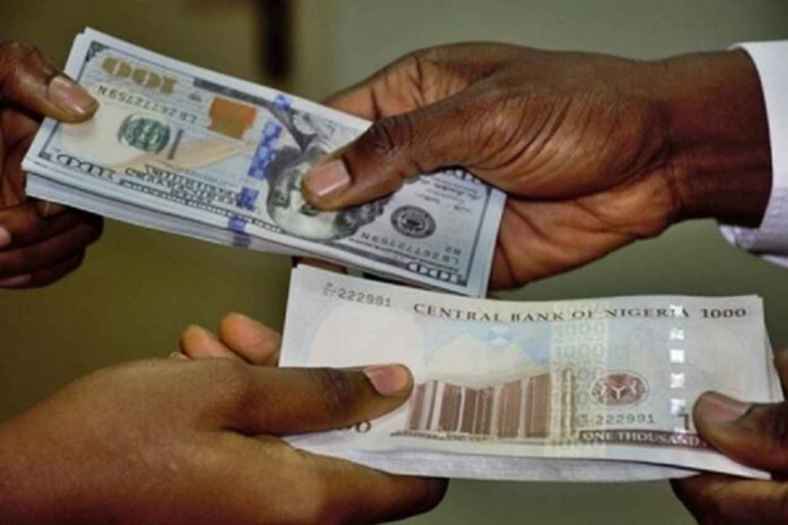 Forex crisis: Traders lose as naira rebounds to 720/dollar